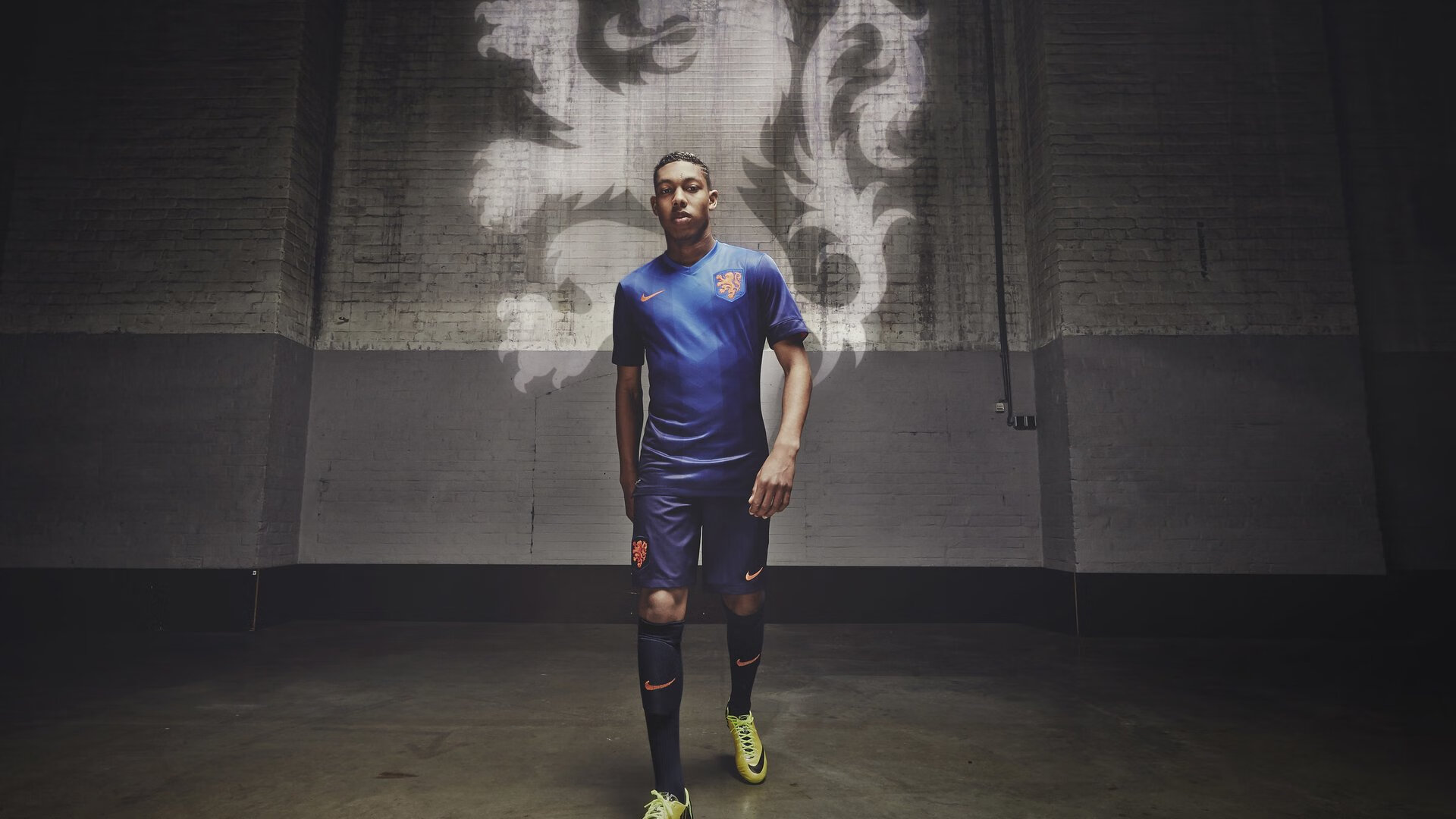 开云体育入口-铁闸！哈利伯顿欧冠之夜化身防守终结者，一夫当关锁死对手核心