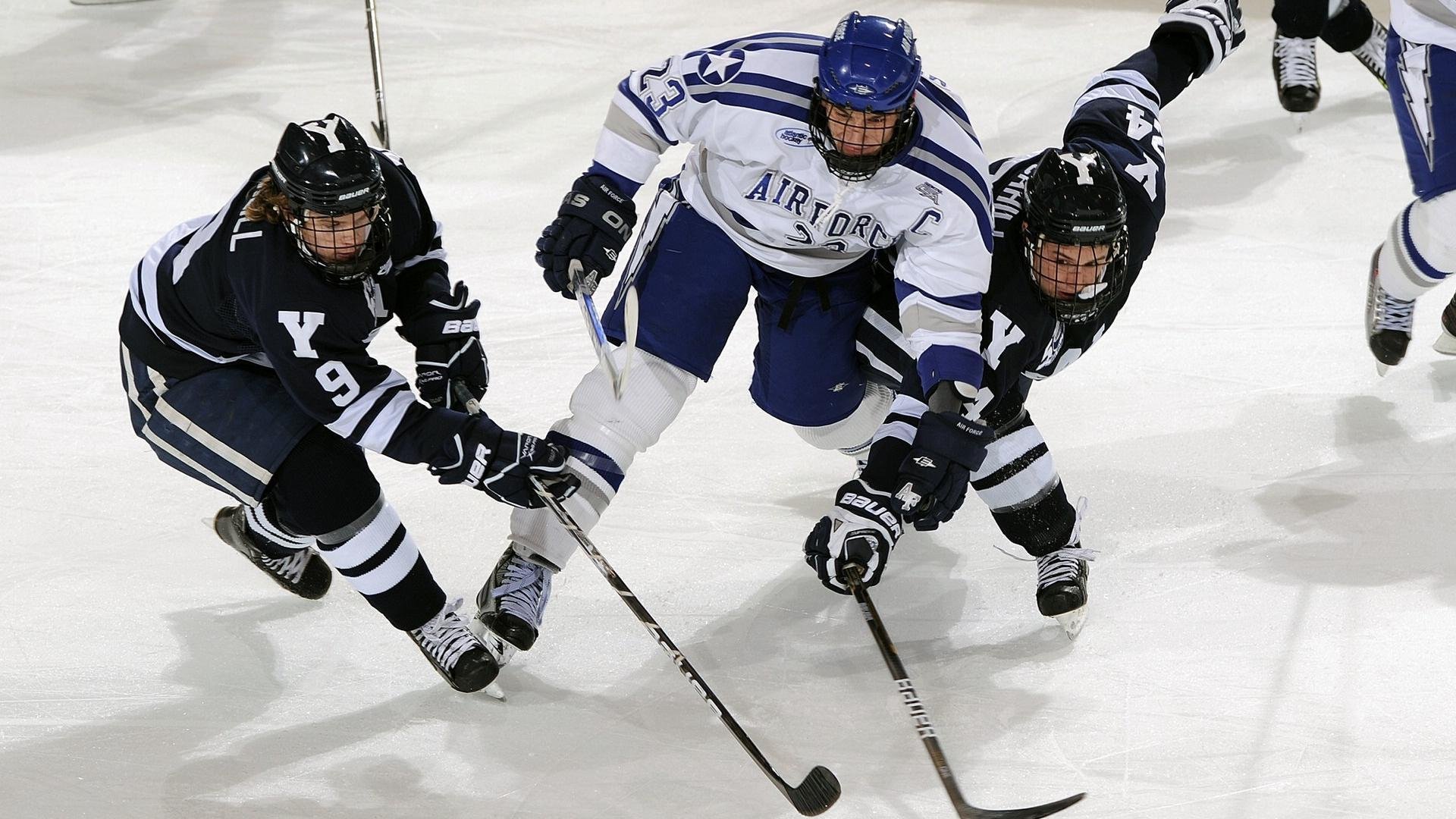 加拿大斩落沙特！布鲁诺F1揭幕战上演极寒统治，新赛季王座已现裂痕？